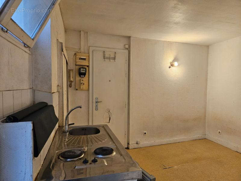 Appartement à PARIS-3E