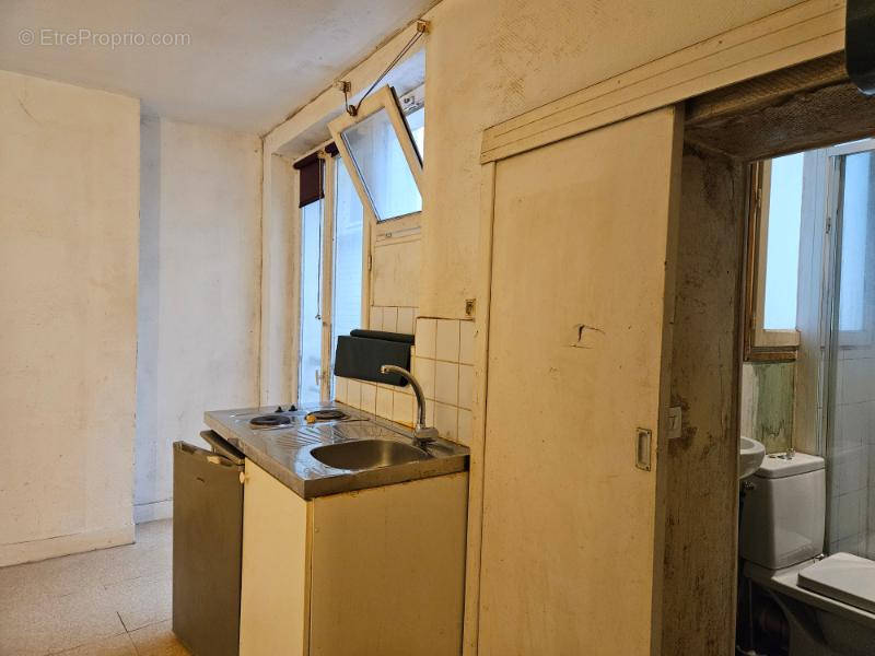 Appartement à PARIS-3E