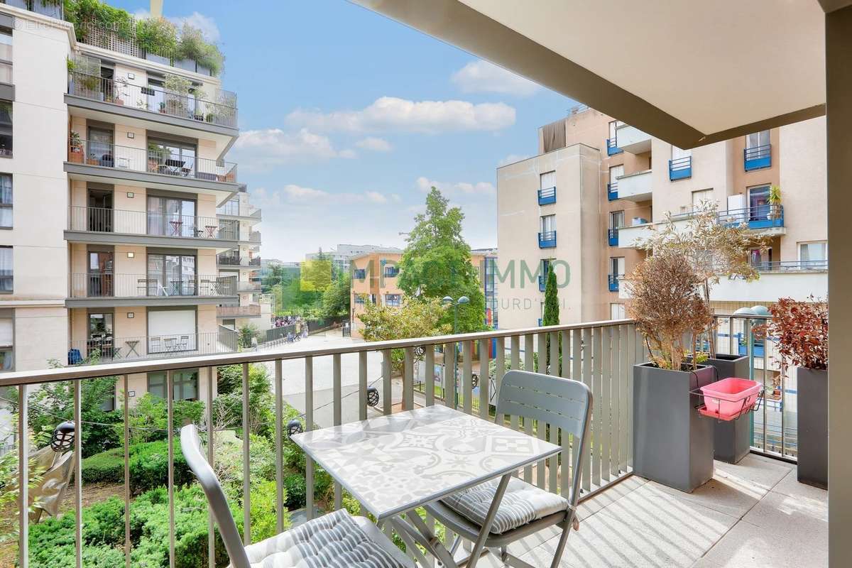 Appartement à CLICHY