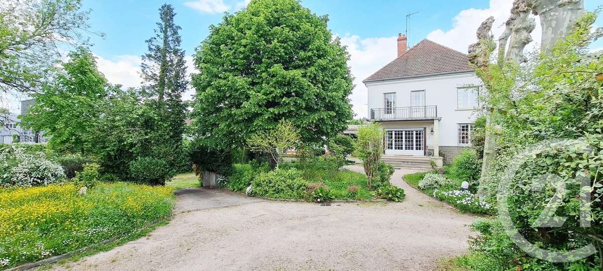 Maison à LE CREUSOT