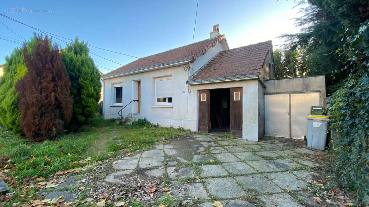 Maison à SAINT-SEBASTIEN-SUR-LOIRE