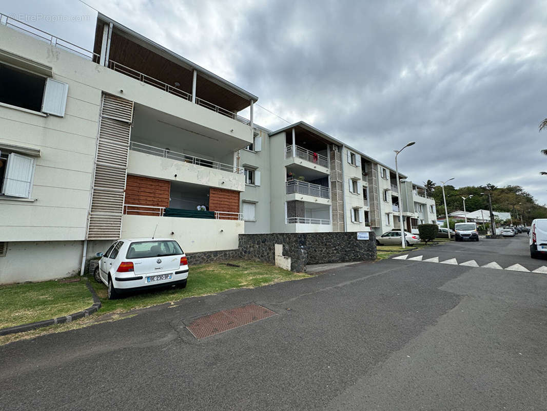 Appartement à SAINTE-SUZANNE