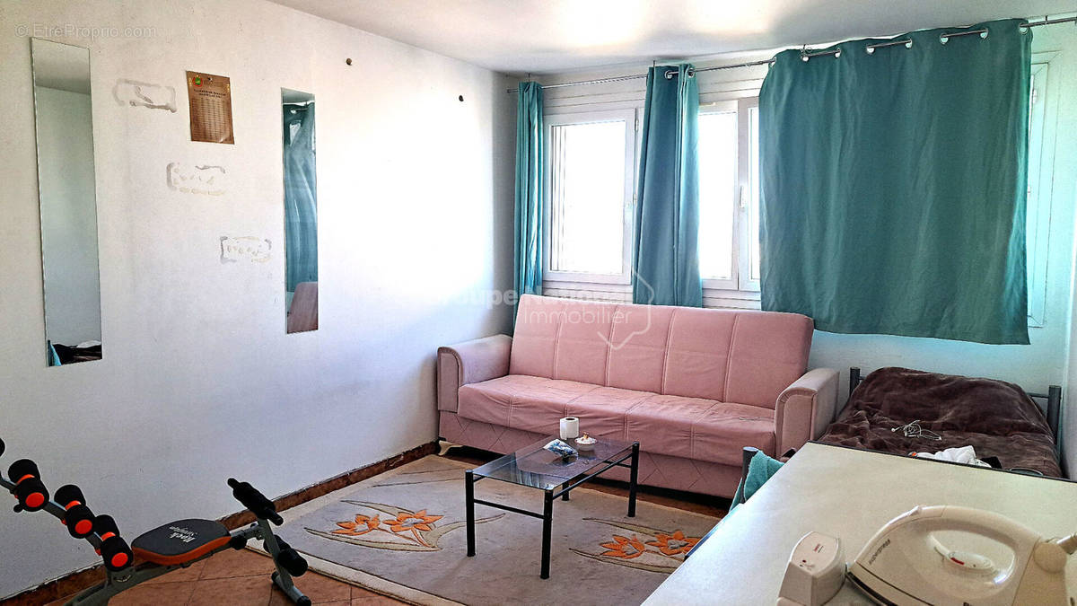 Appartement à MARSEILLE-14E