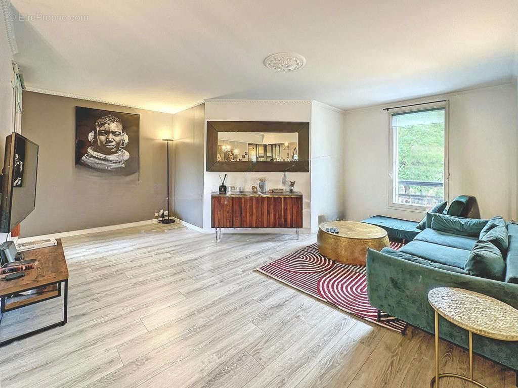 Appartement à ASNIERES-SUR-SEINE