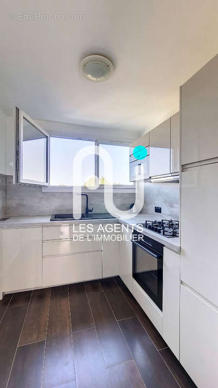 Appartement à ASNIERES-SUR-SEINE