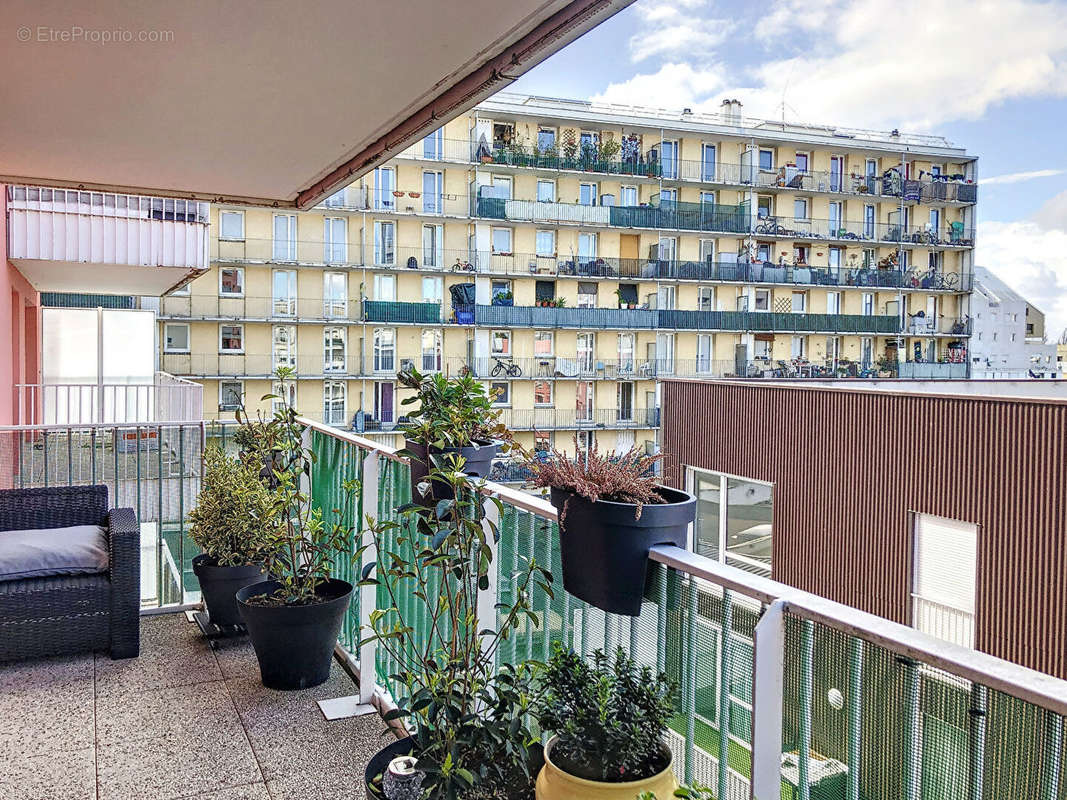 Appartement à COLOMBES