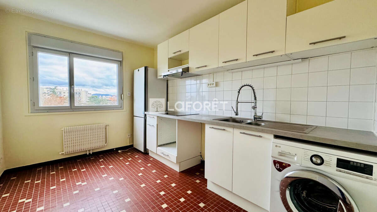 Appartement à LYON-5E