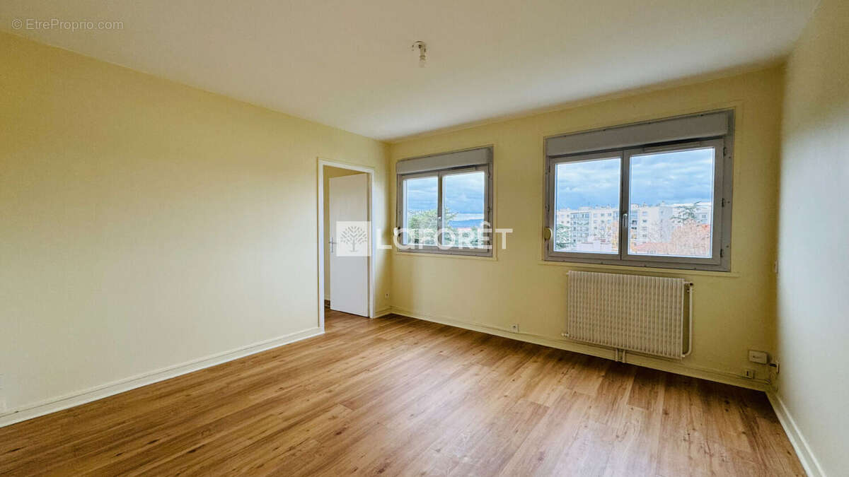 Appartement à LYON-5E