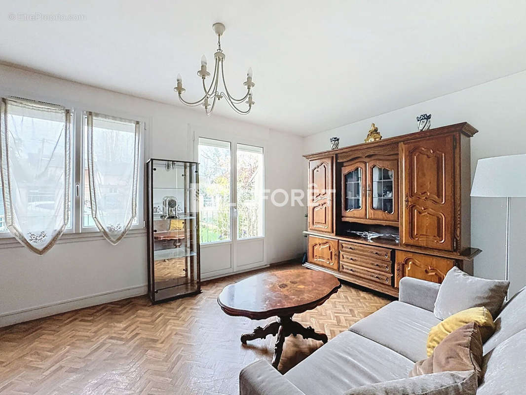 Appartement à BONNEUIL-SUR-MARNE