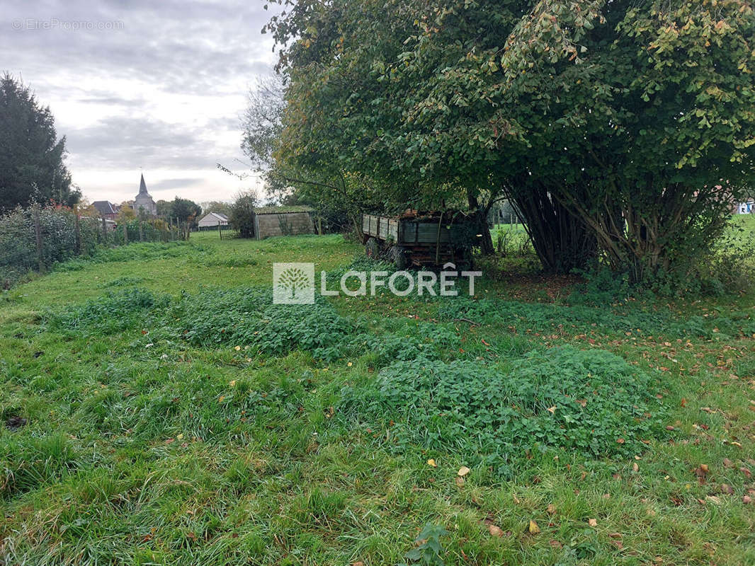 Terrain à VILLERS-L&#039;HOPITAL