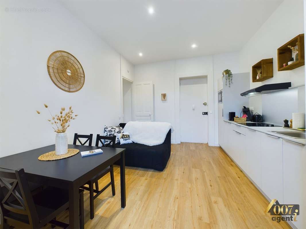 Appartement à AIX-LES-BAINS