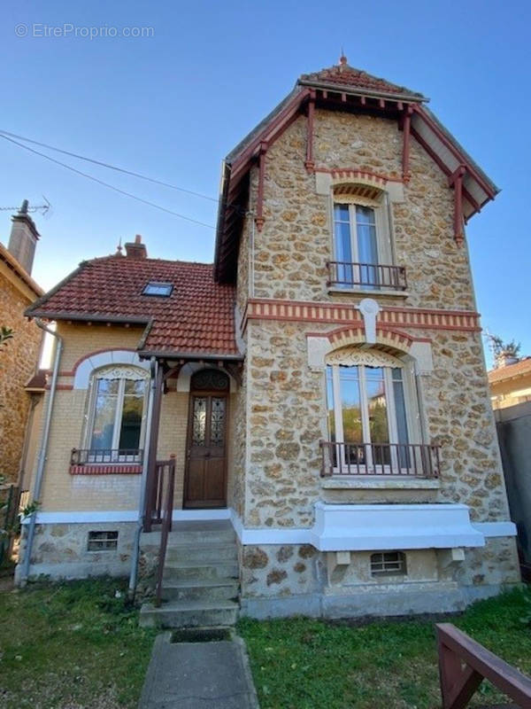 Maison à LA FERTE-SOUS-JOUARRE