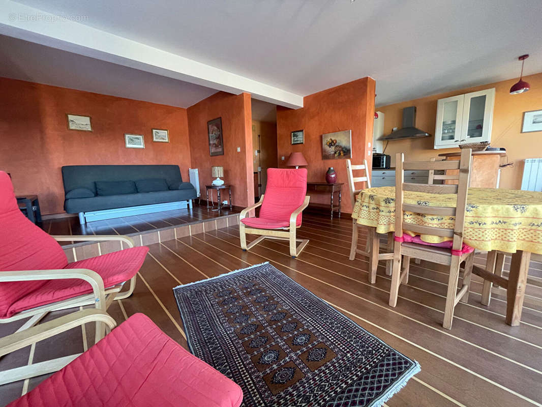 Appartement à SAINT-MANDRIER-SUR-MER