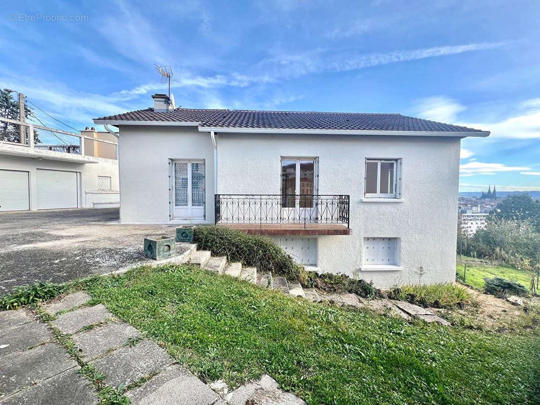 Maison à CLERMONT-FERRAND