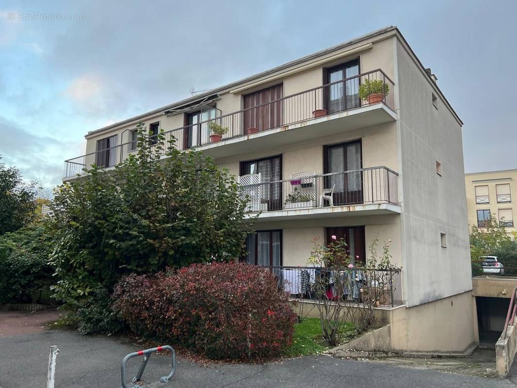 Appartement à LE PERREUX-SUR-MARNE