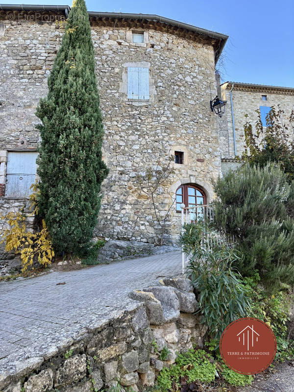 Maison à VALLON-PONT-D&#039;ARC