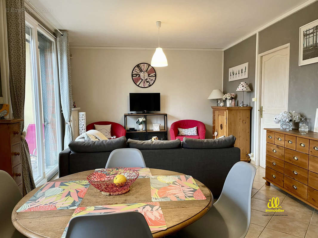 Appartement à CHARLEVILLE-MEZIERES