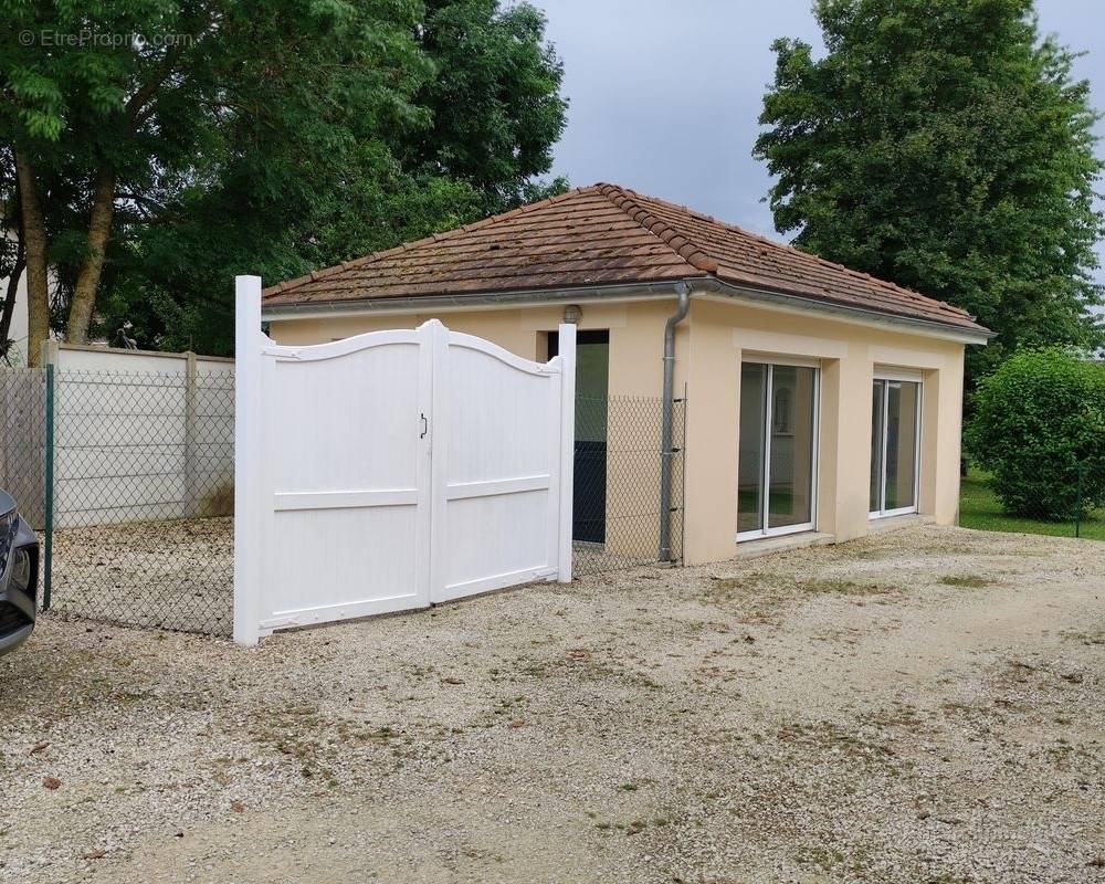 Maison à ROSIERES-PRES-TROYES