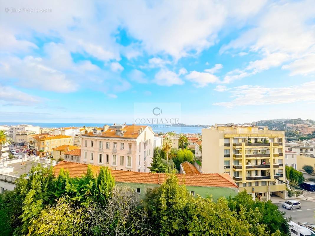 Appartement à BEAULIEU-SUR-MER