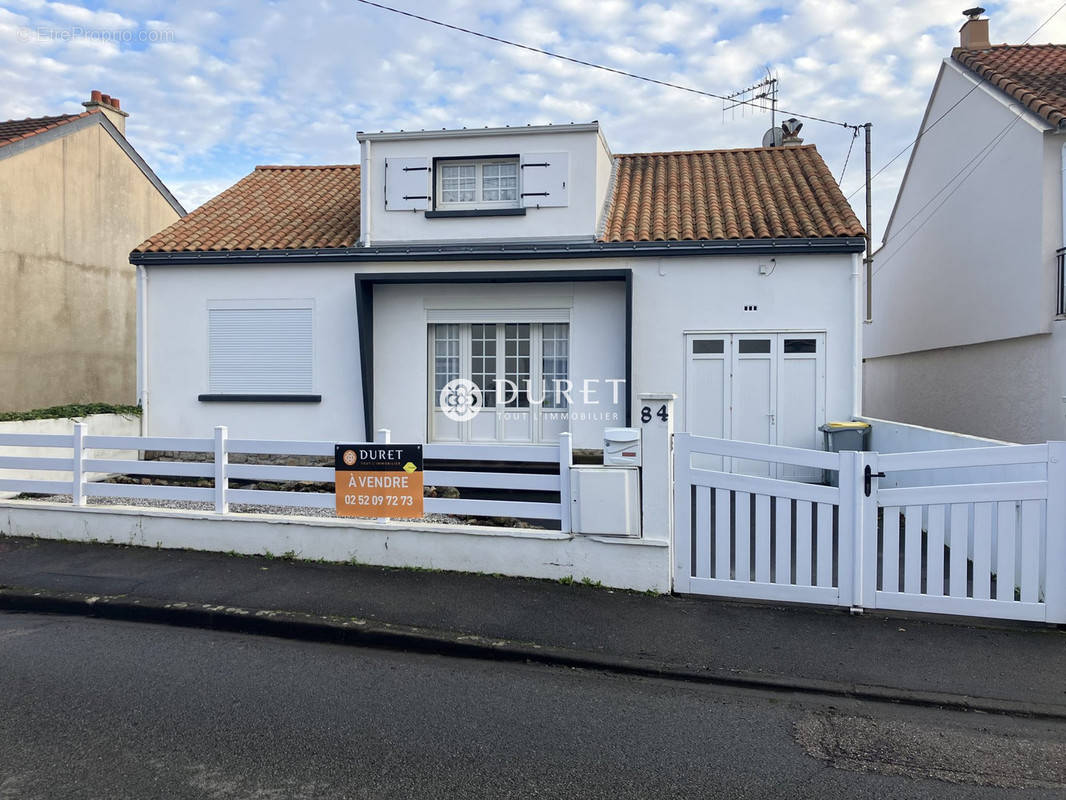 Maison à SAINT-SEBASTIEN-SUR-LOIRE