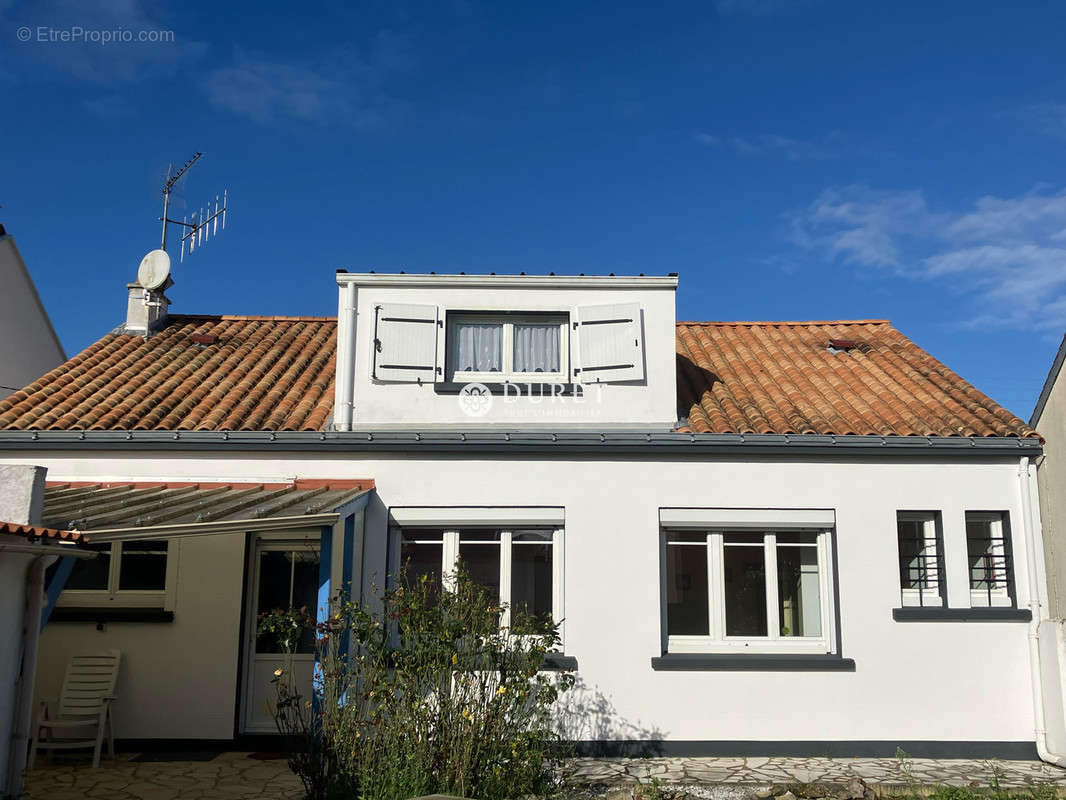 Maison à SAINT-SEBASTIEN-SUR-LOIRE