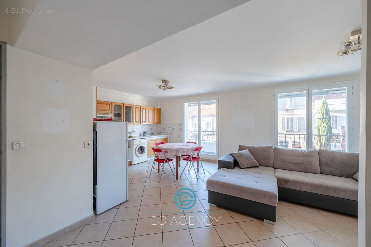 Appartement à MARSEILLE-10E