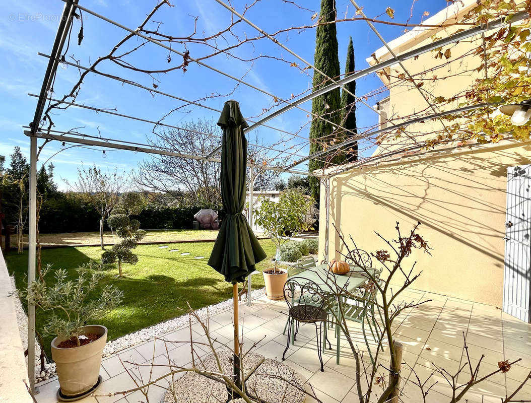 Maison à VAISON-LA-ROMAINE