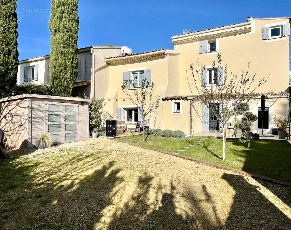 Maison à VAISON-LA-ROMAINE