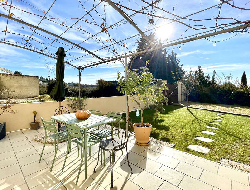 Maison à VAISON-LA-ROMAINE