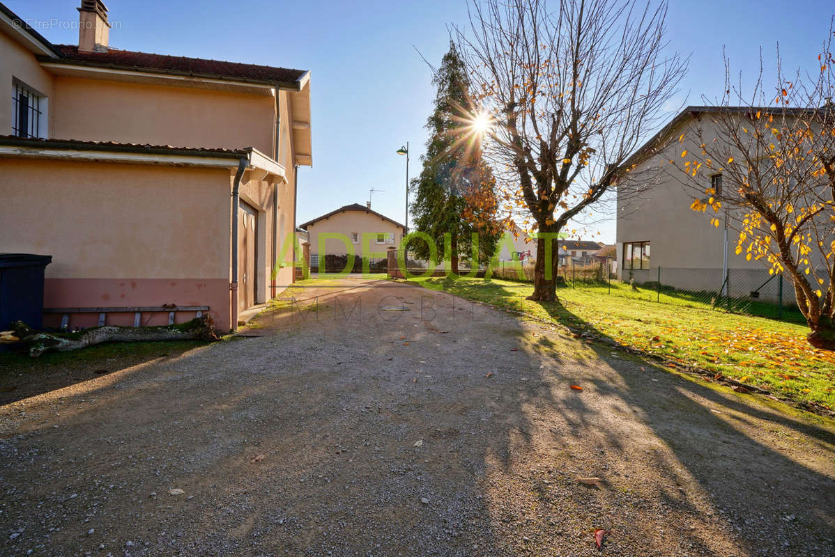 Maison à CESSIEU