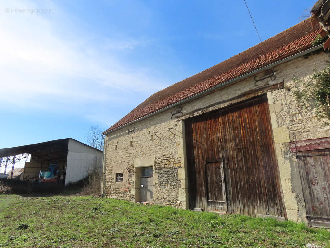 Maison à EFFIAT