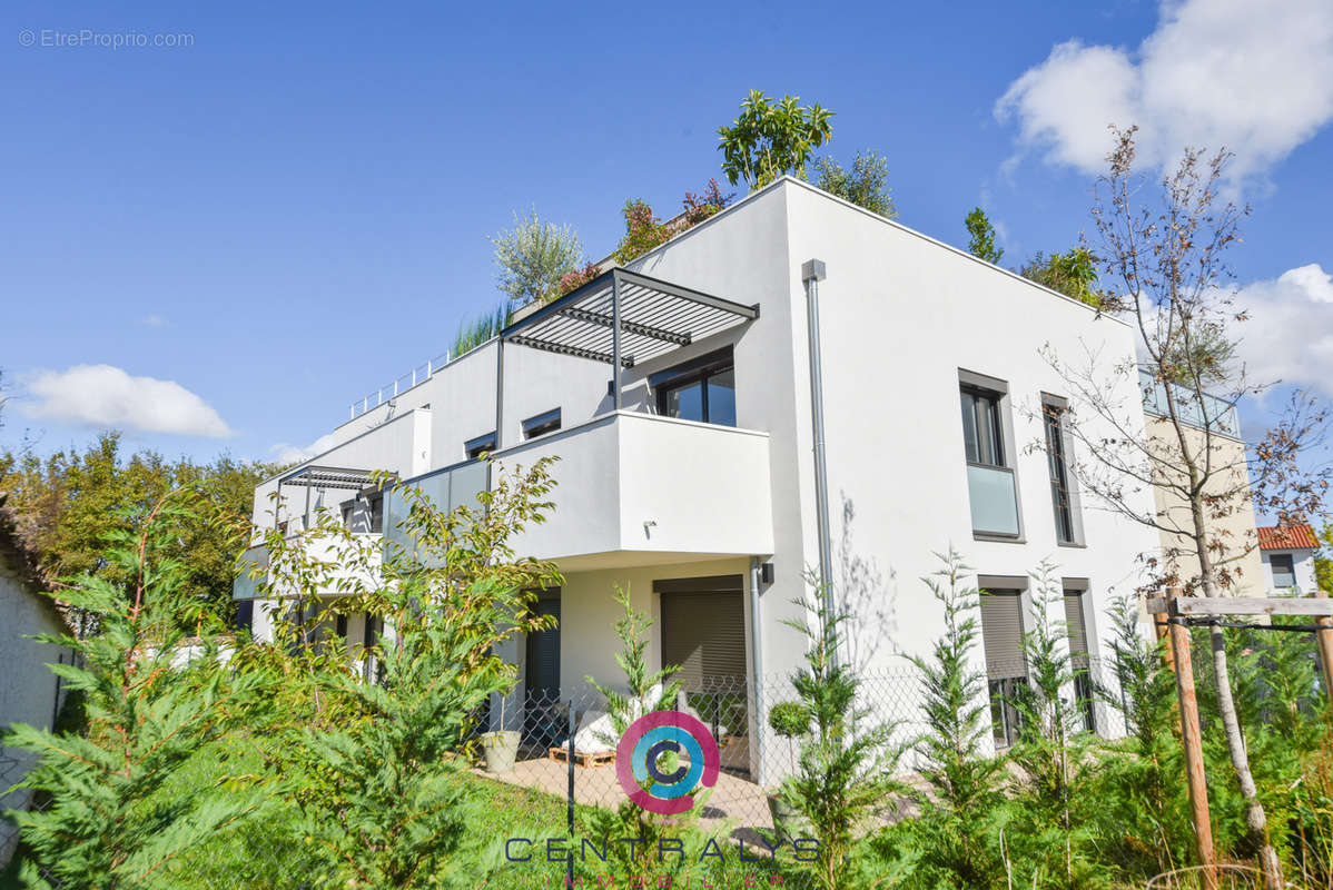 Appartement à SAINTE-FOY-LES-LYON