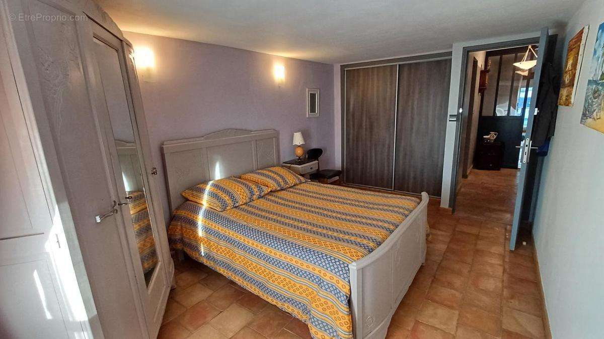 Appartement à VINON-SUR-VERDON