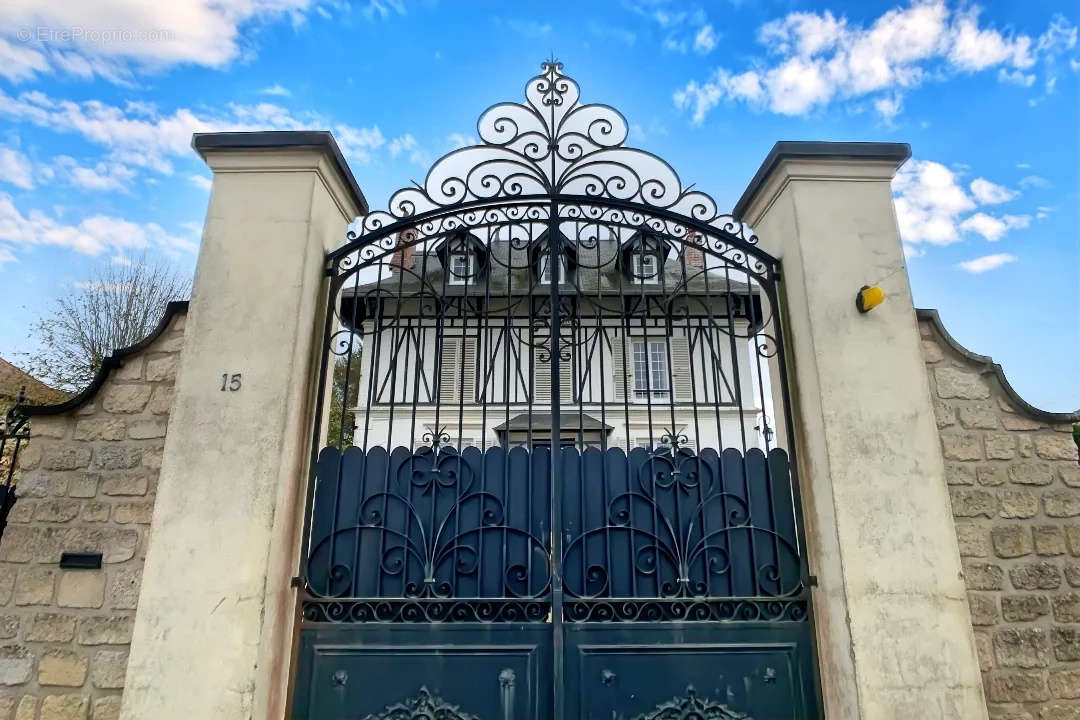 Maison à CROUY-SUR-OURCQ