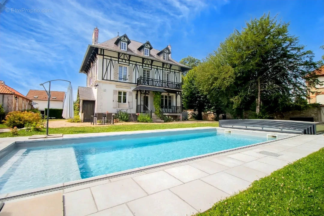 Maison à CROUY-SUR-OURCQ