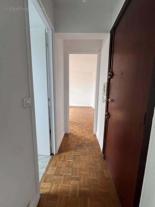 Appartement à PARIS-15E