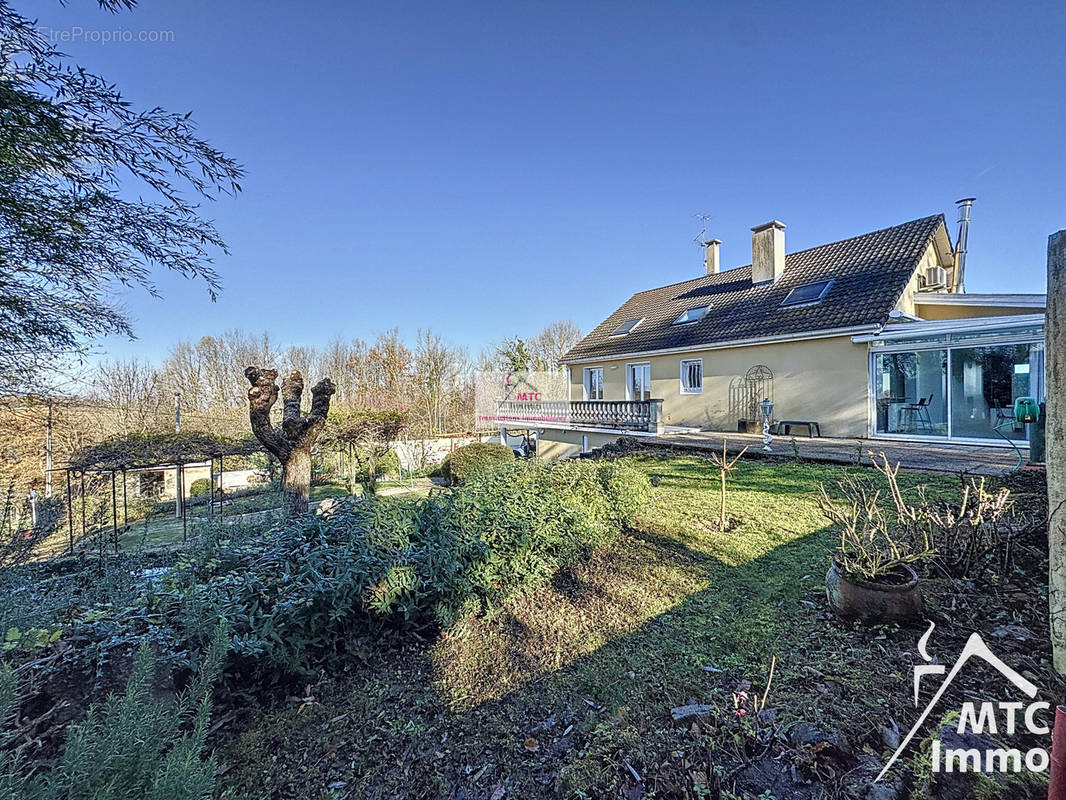 Maison à ROCHE