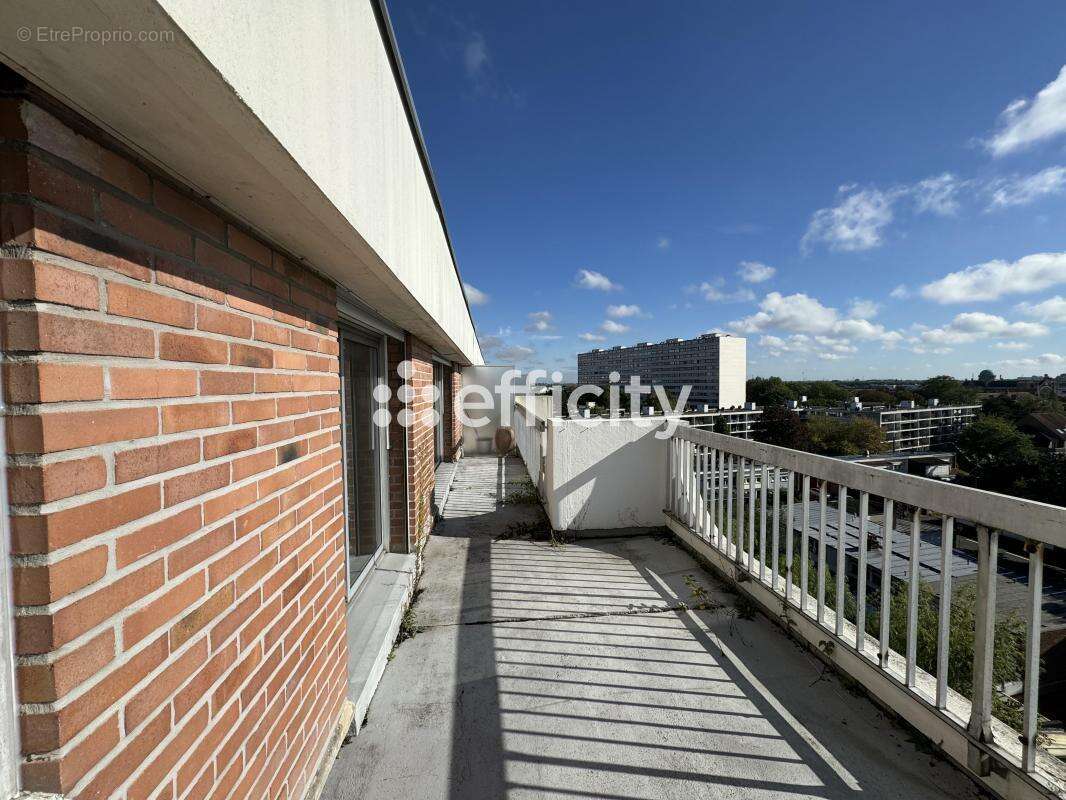 Appartement à LA MADELEINE