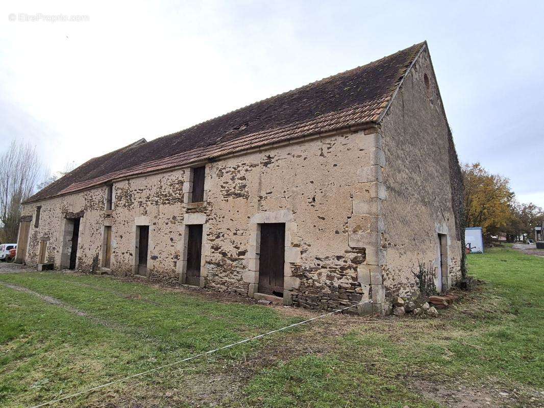 Maison à SAINTE-SEVERE-SUR-INDRE