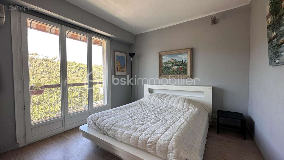 Appartement à CAGNES-SUR-MER