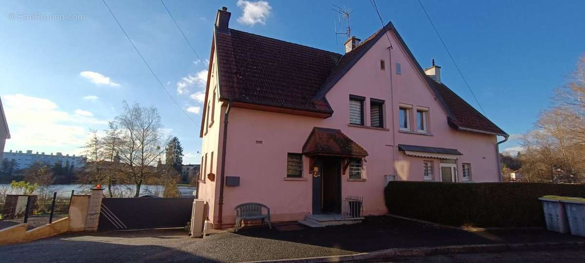 Maison à LUXEUIL-LES-BAINS