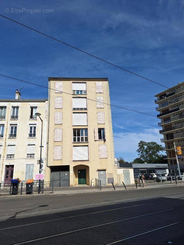 Appartement à SAINT-DENIS