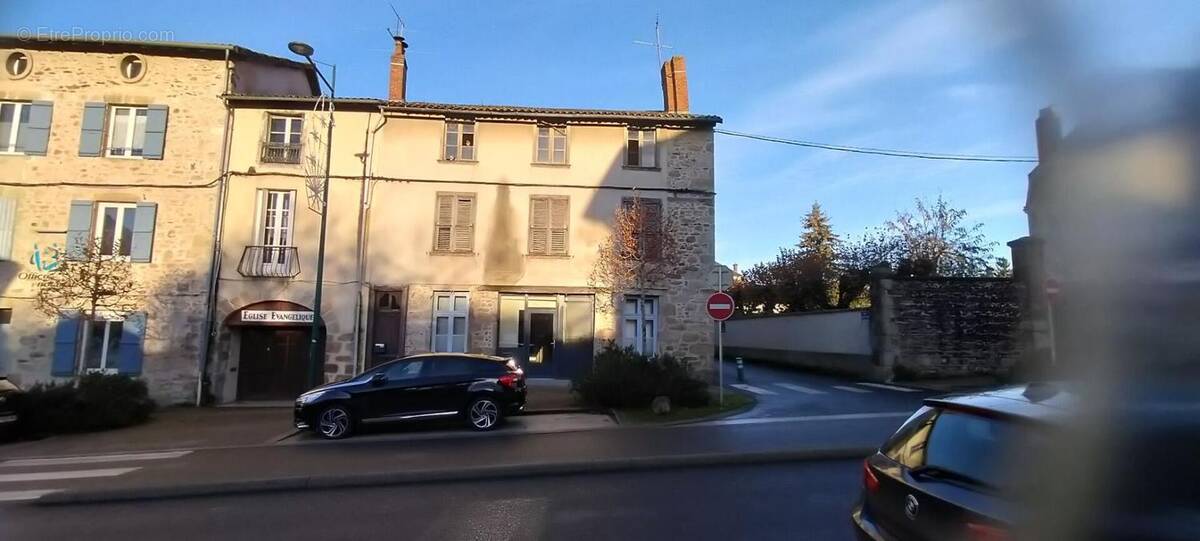 Appartement à SAINT-JUNIEN