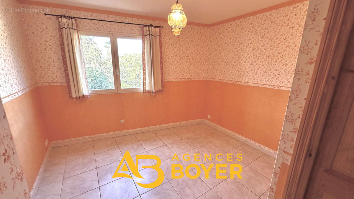 Appartement à HYERES