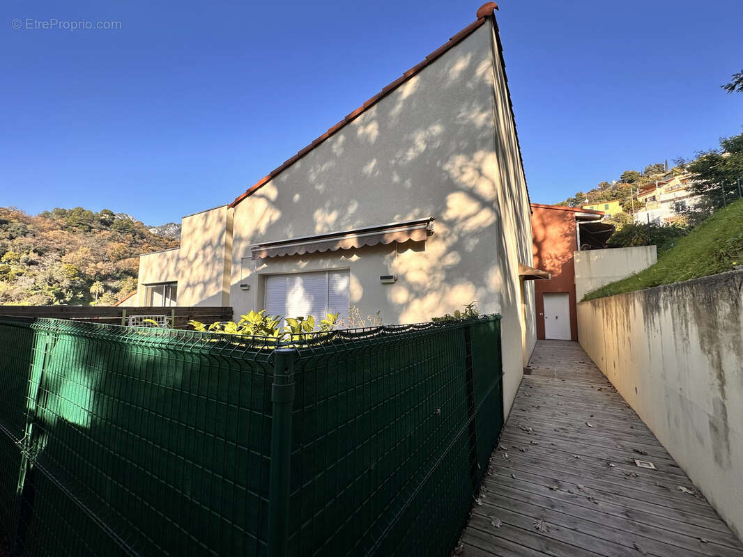 Appartement à MENTON