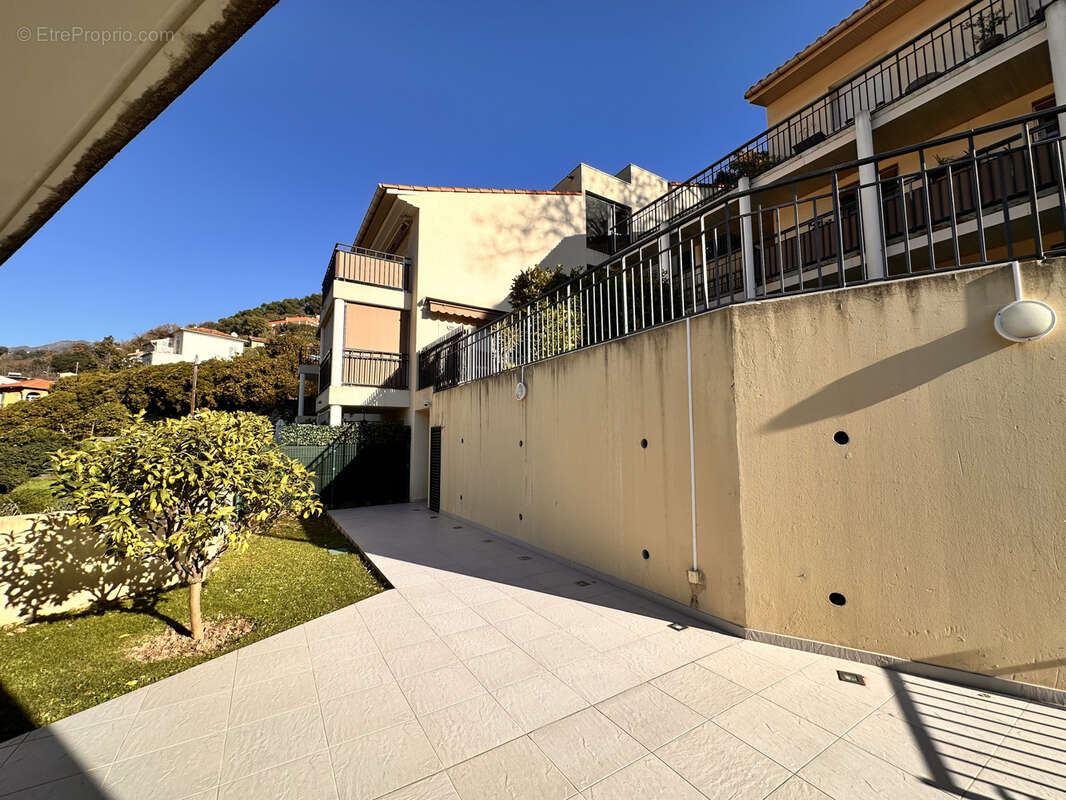 Appartement à MENTON