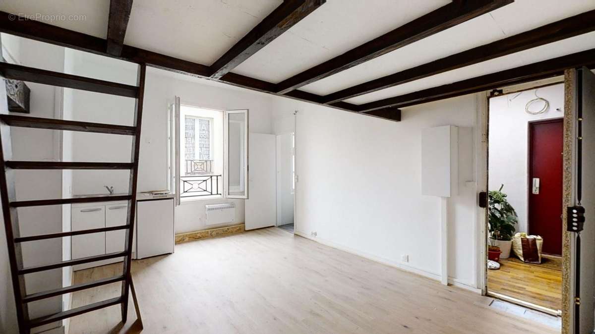 Appartement à PARIS-19E