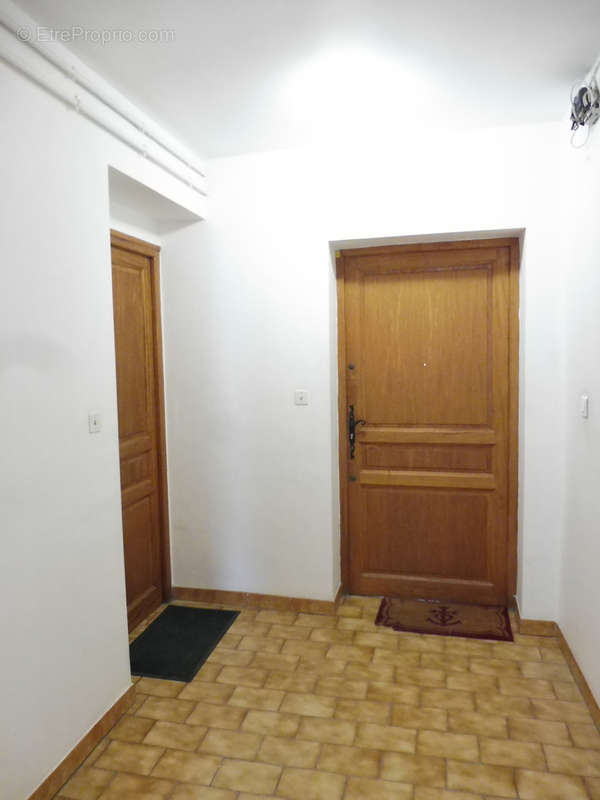 Appartement à LUNEL