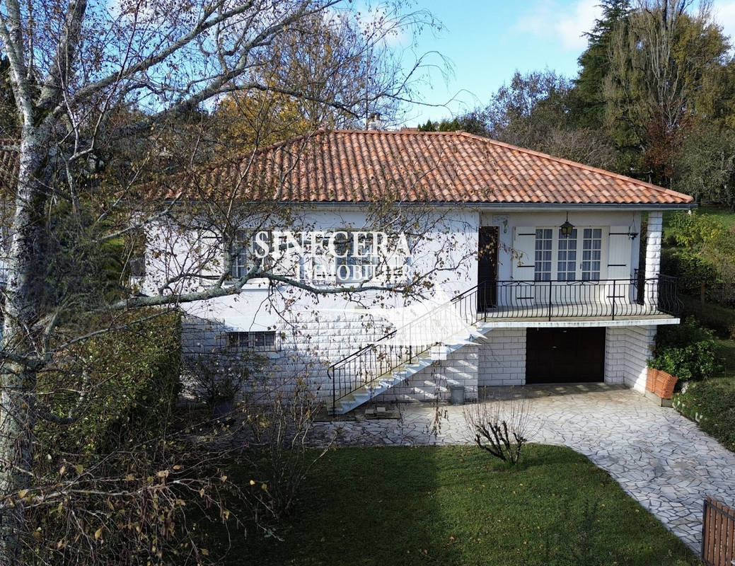 Maison à RIBERAC