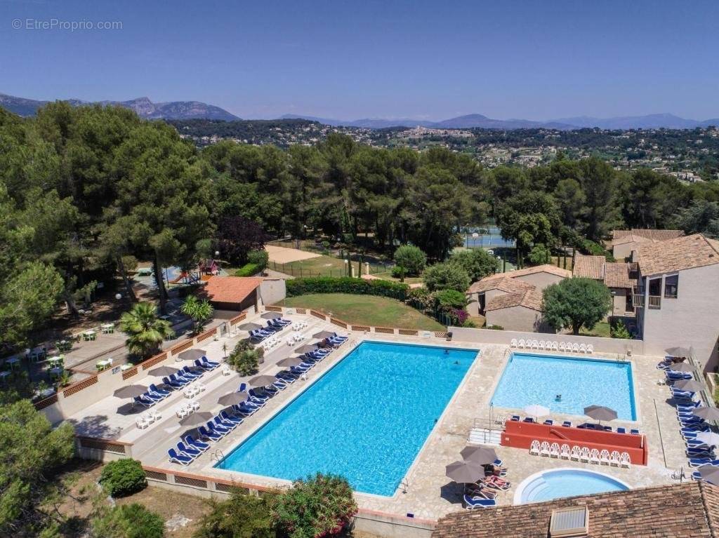 Appartement à LA COLLE-SUR-LOUP